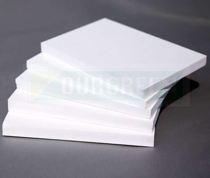 如何選擇適合制作pvc浴室柜板呢？